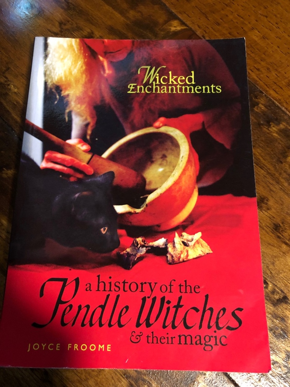PENDLE WITCHES book